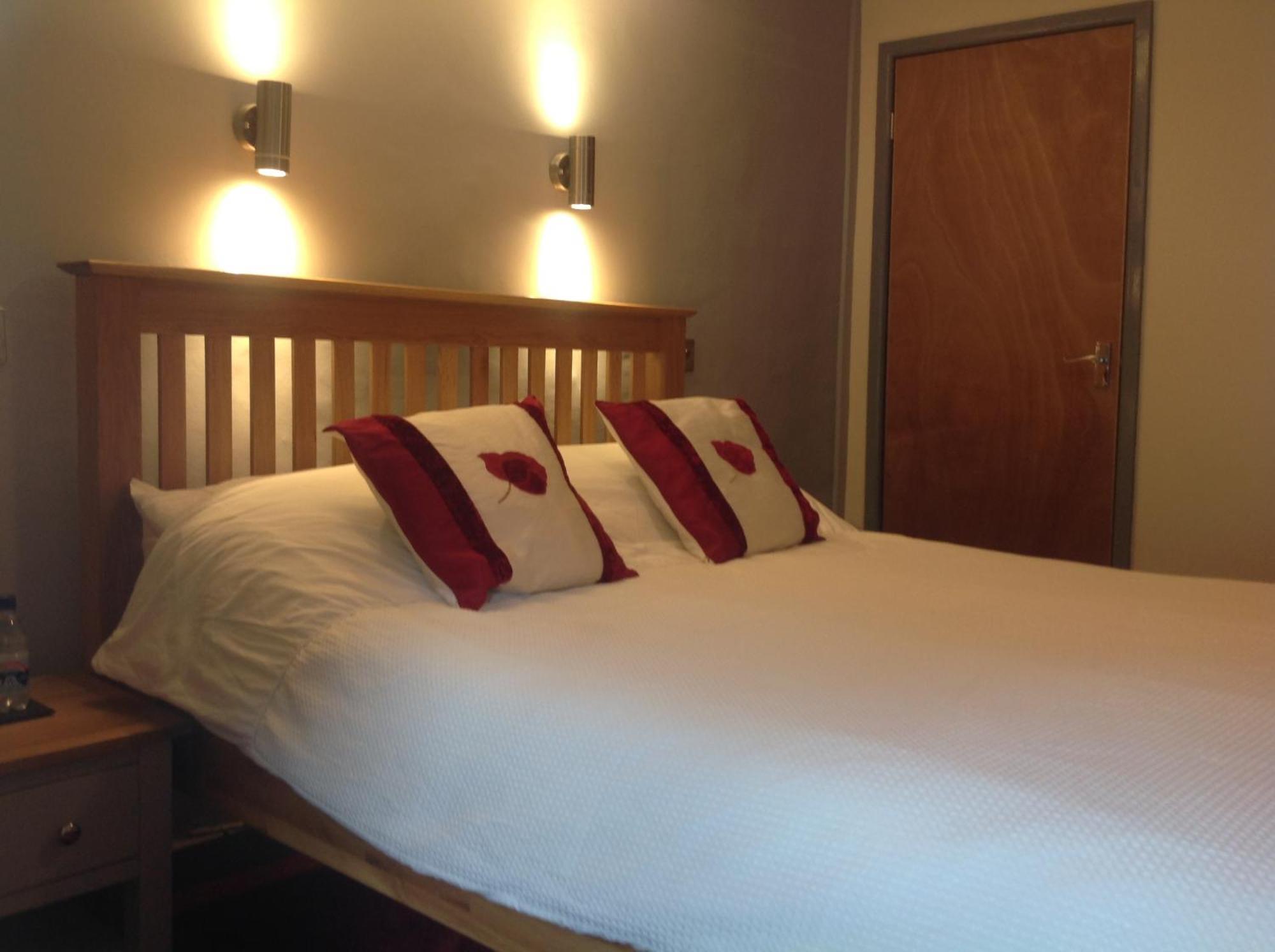 Afon Duad Inn Cwm-Duad Екстериор снимка