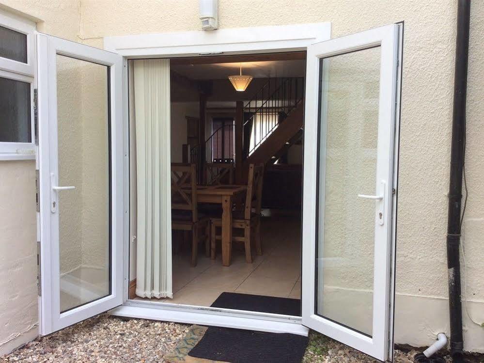 Afon Duad Inn Cwm-Duad Екстериор снимка